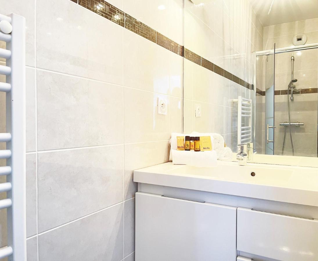 Tres Bel Appartement -Residence Avec Piscine Sur Le Toit Et Vue Panoramique Сен-Рафаэль Экстерьер фото